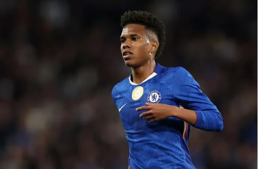 MU muon gay soc voi Andrey Santos cua Chelsea.