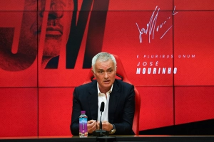 chinh_jose_mourinho_cung_bat_ngo_khi_nhan_loi_benfica-5.jpeg